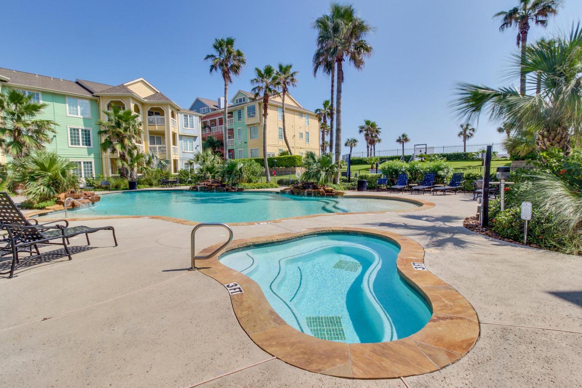 The Dawn Condominiums Galveston Room photo