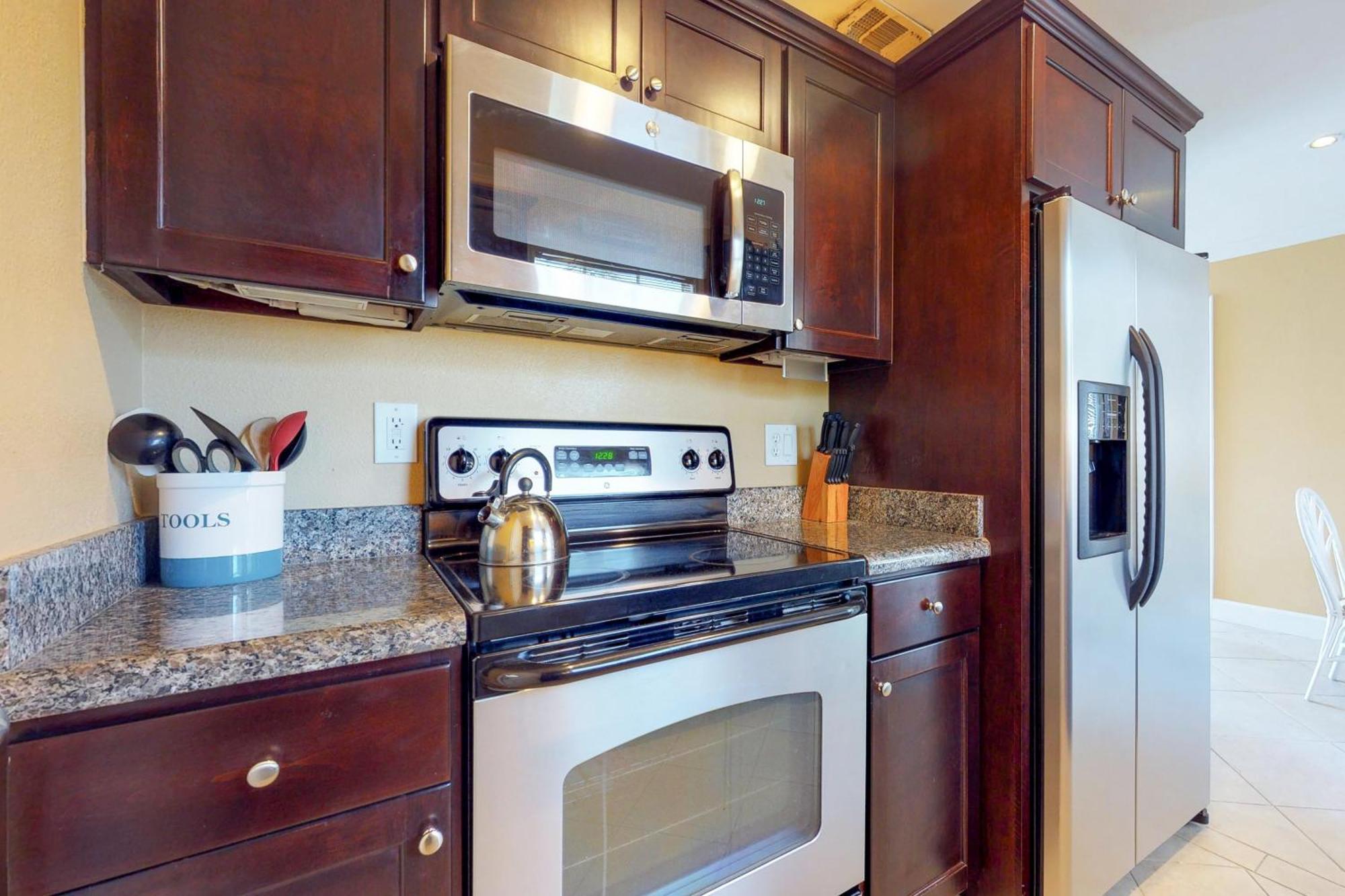 The Dawn Condominiums Galveston Room photo